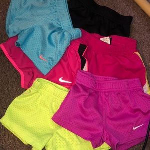 6 pairs of Nike/UA shorts - Size 2T